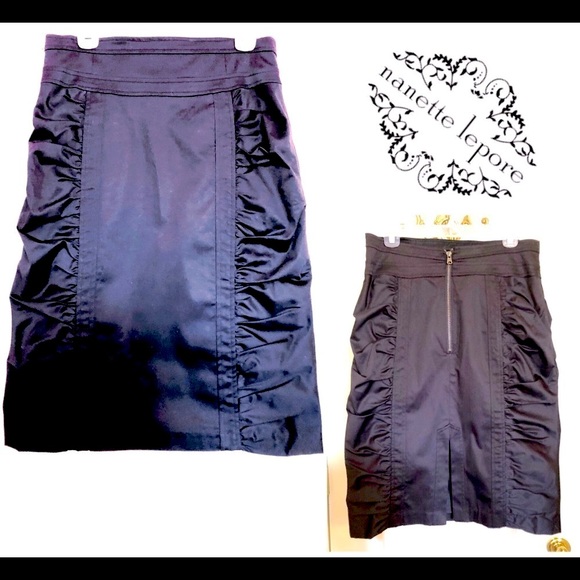 Nanette Lepore Dresses & Skirts - 𝅺nanette Lepore NWT Black Skirt Ruched Sides Modern Chic Classy Timeless